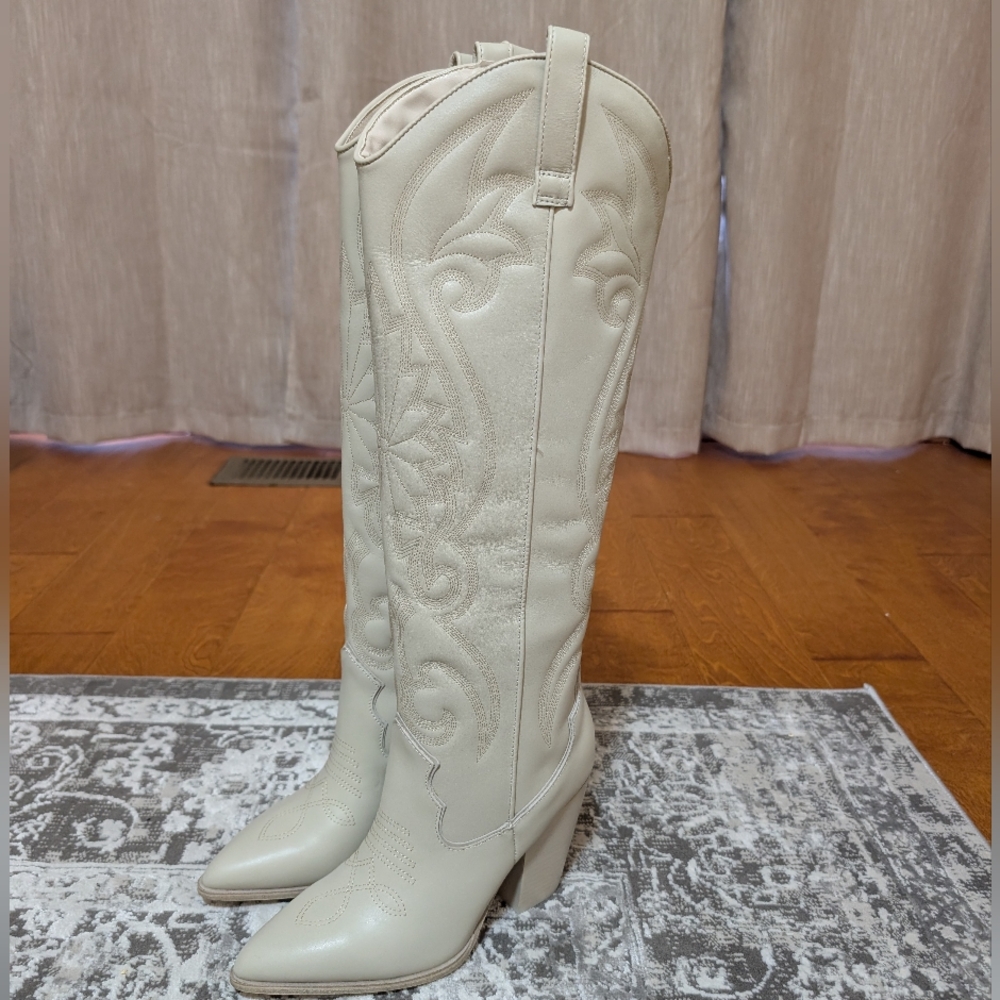 Steve Madden Lasso Western Boots Ivory NWOT